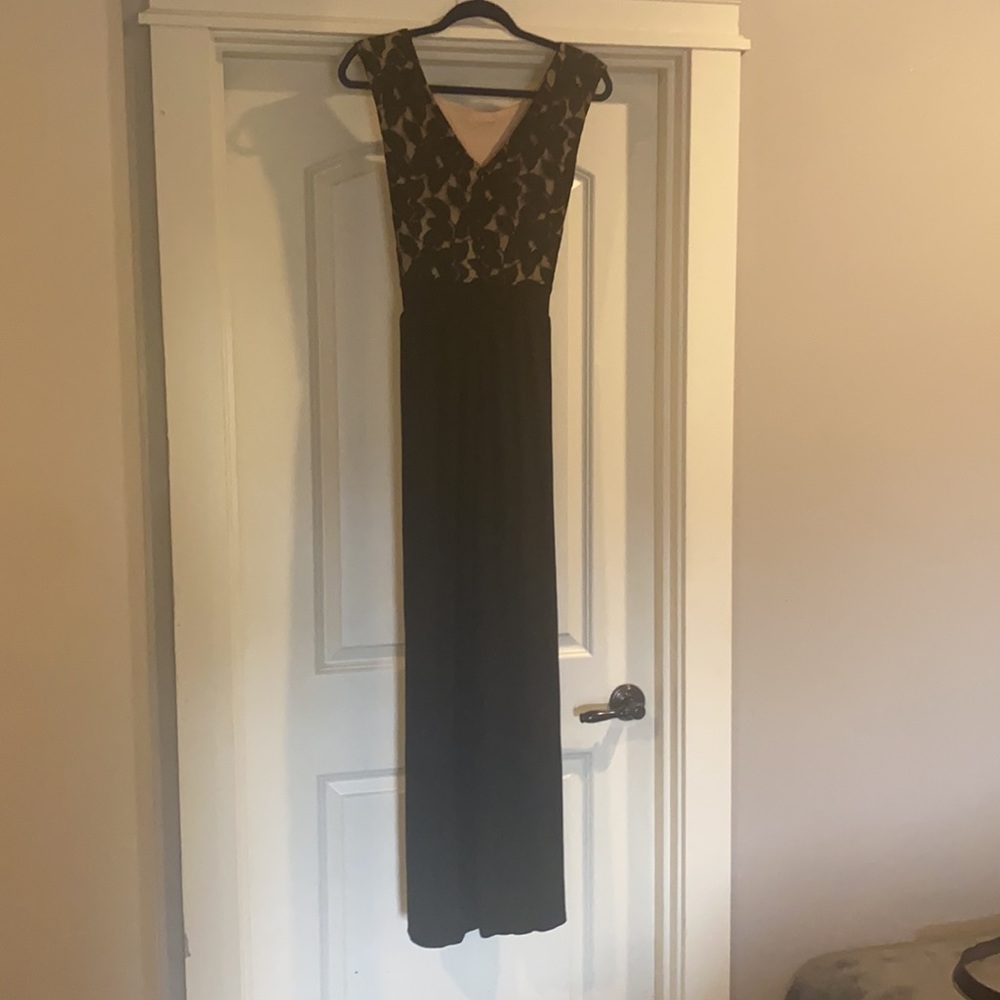 Super comfortable and very flattering.